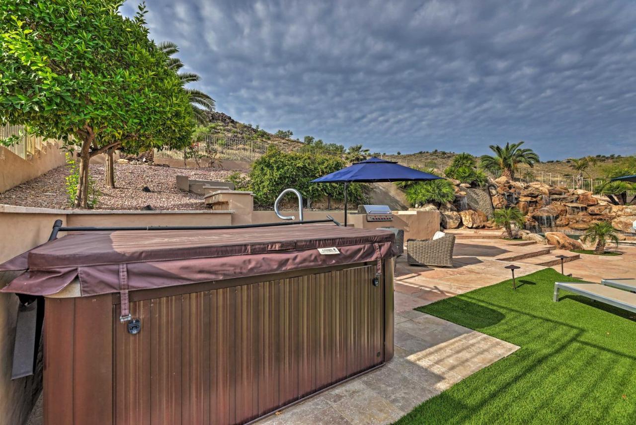 Pet-Friendly Glendale Oasis With Pool And Hot Tub! Villa Phoenix Exterior photo